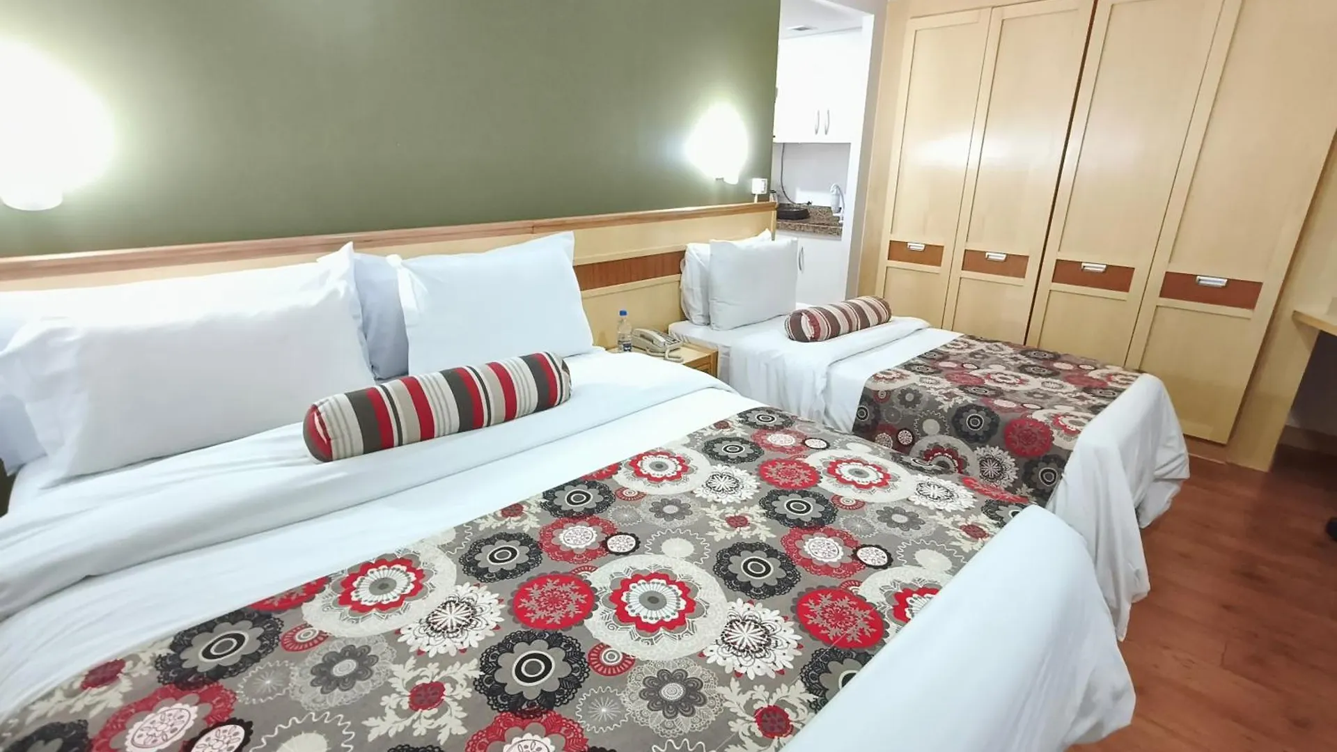 Raridade!!! - Flat Particular De Alto Padrao - Limpeza Diaria Gratuita - Excelente Atendimento - Otimo Preco - Cama King Size - Dentro Do Hotel Lets Idea Brasília Brazylia