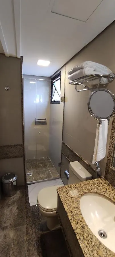 RARIDADE!!! - Flat de Alto Padrão - Preço Imbatível - Cama King Size - Muitos Eletrodomésticos - Limpeza Diária Gratuita Brasília Brésil
