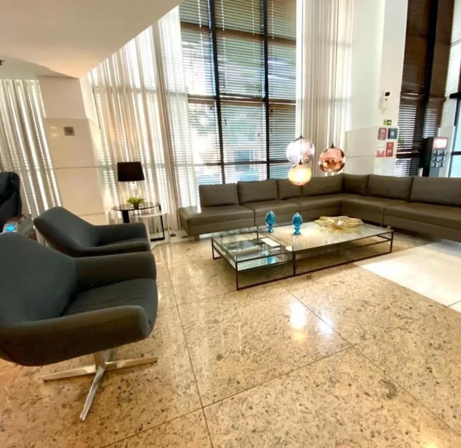 Hotel RARIDADE!!! - Flat de Alto Padrão - Preço Imbatível - Cama King Size - Muitos Eletrodomésticos - Limpeza Diária Gratuita Brasília